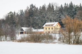 Hájenka Zátoky, Dlouhé